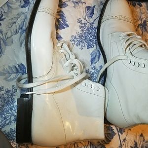 White leather boots. Stacy Adams